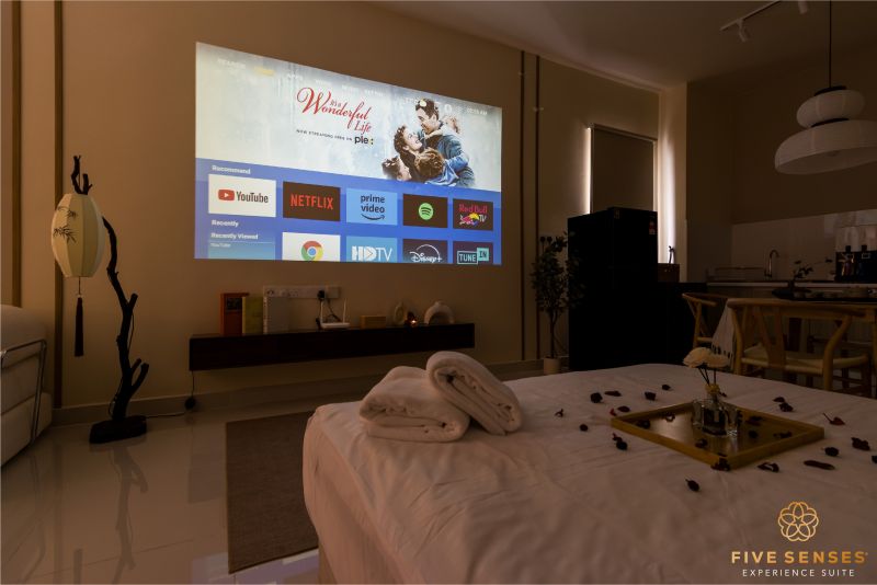 Japandi Premium Studio with Bathtub - room photo 7